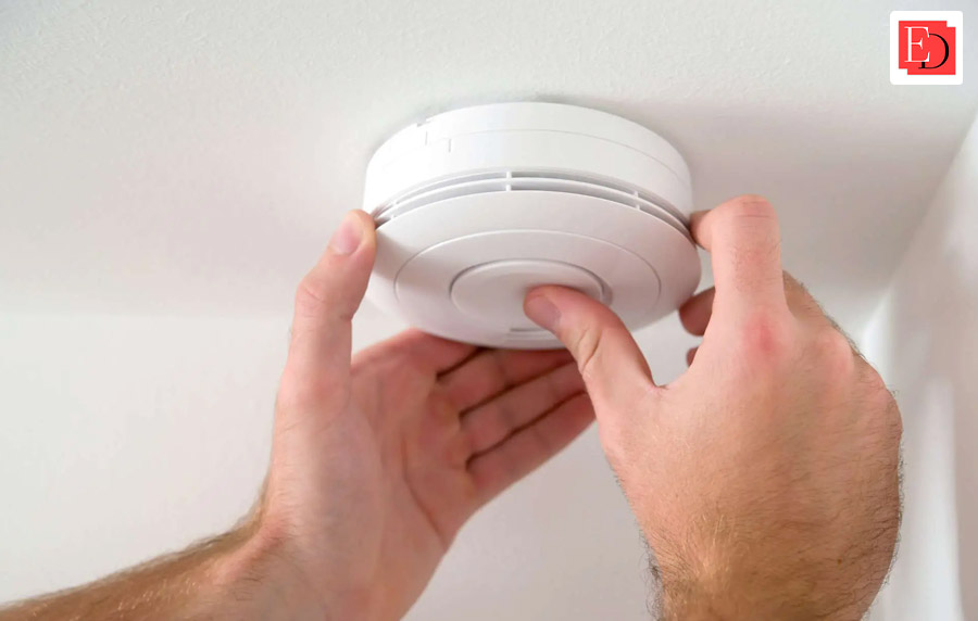 how do you stop a hardwired smoke detector from beeping